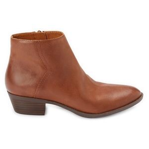 Lucky Brand Genuine Leather Ankle Boots NIB Size 7.5 Comfortable and stylish